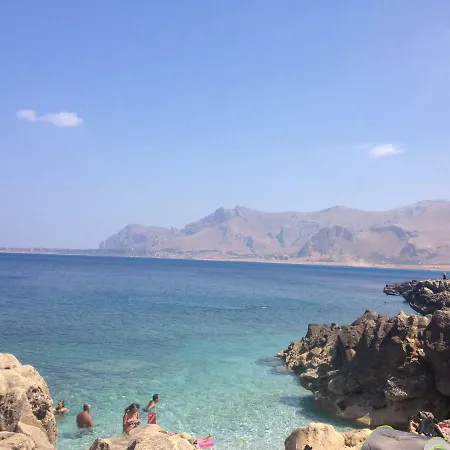 Casa Siciliana * Кустоначи